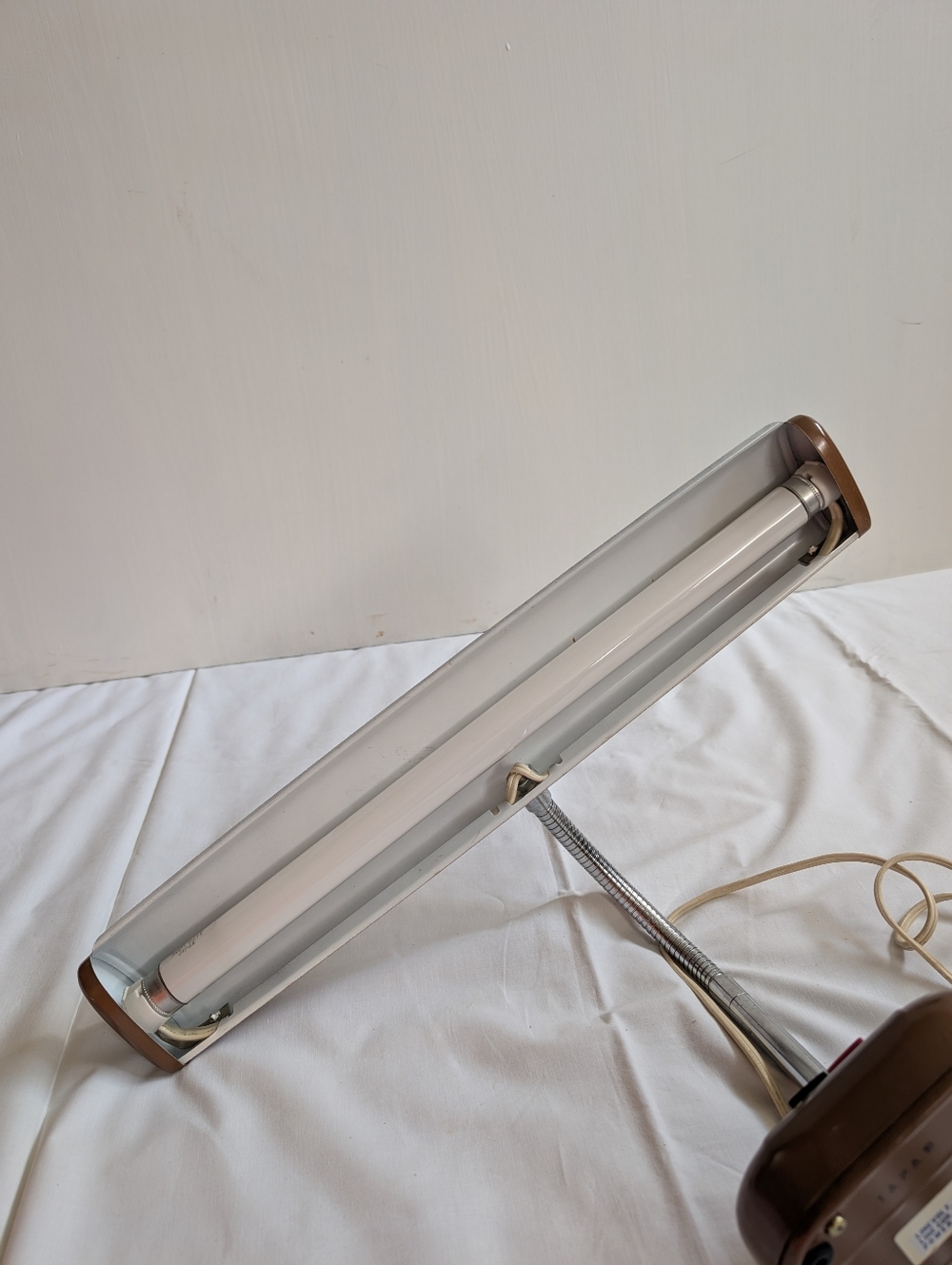 1960's Original - Made In Japan - Brand New (Deadstock) Vintage Brown Desk Lamp - Picture 6 of 12